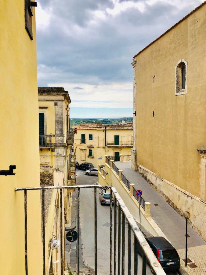 La Casa Del Barocco Hotel Noto Luaran gambar